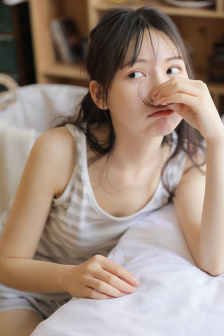 吸血稻草人